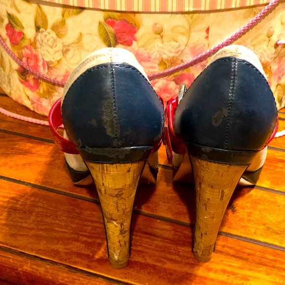 CHARLES-CHARLES BY DAVID unique inara Mary Jean pump. Size 8. - Picture 6 of 12